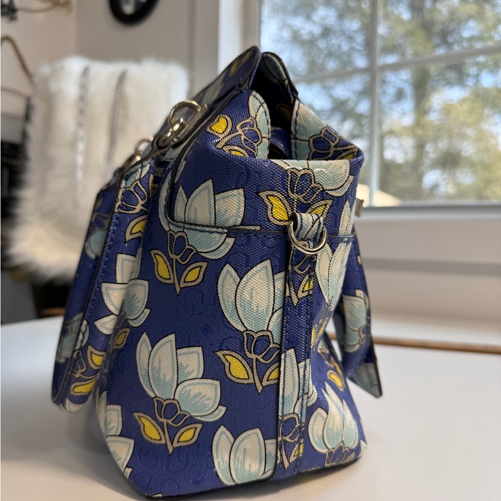 GUESS two way blue Floral Satchel with silver Accents - Picture 2 of 12